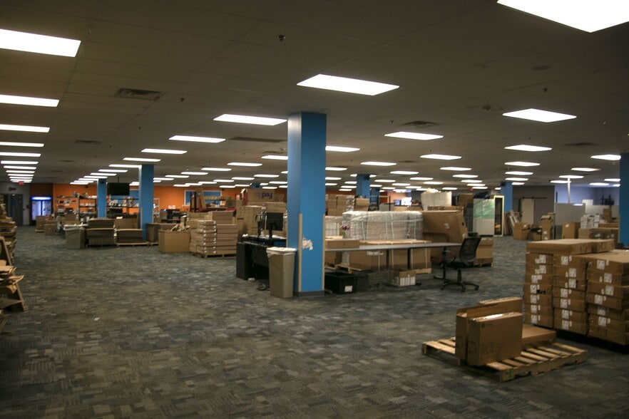 More Photos Of , Rochester General Retail For Sale