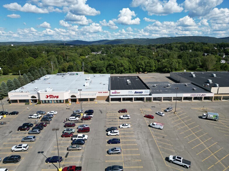 More Photos Of 1000 N Elmira St, Sayre Unknown For Lease