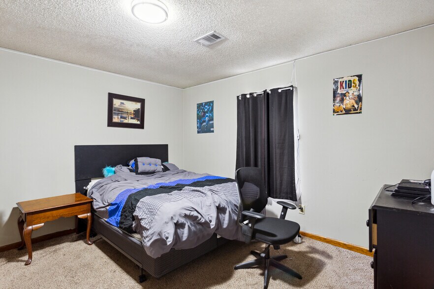 More Photos Of 124 Evergreen Trl, Cartersville Apartments For Sale