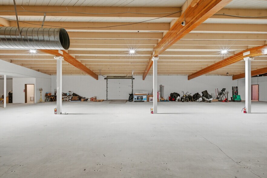 More Photos Of 735 Stocker Rd, Big Bear Lake Storefront Retail Office For Sale