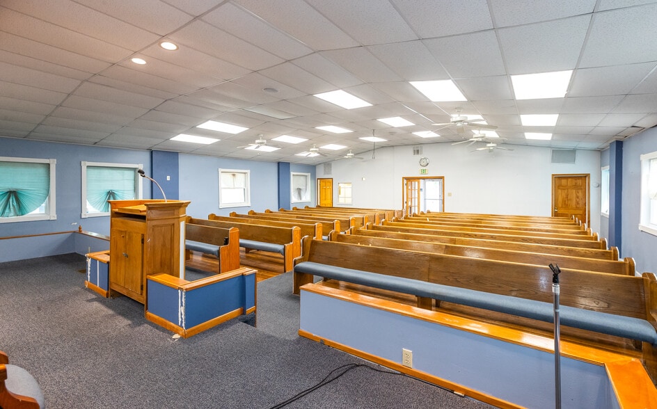 More Photos Of 3429 Prospect St, Indianapolis Religious Facility For Sale
