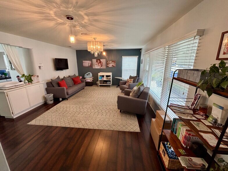 More Photos Of 8325 University, La Mesa Office For Lease