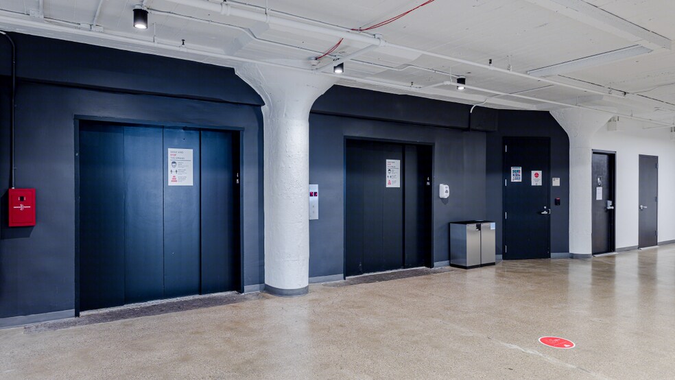 More Photos Of 31-00 47th Ave, Long Island City Industrial For Lease