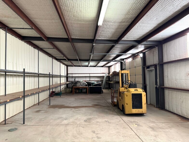 More Photos Of 11607 Highway 87, Lubbock Warehouse For Sale