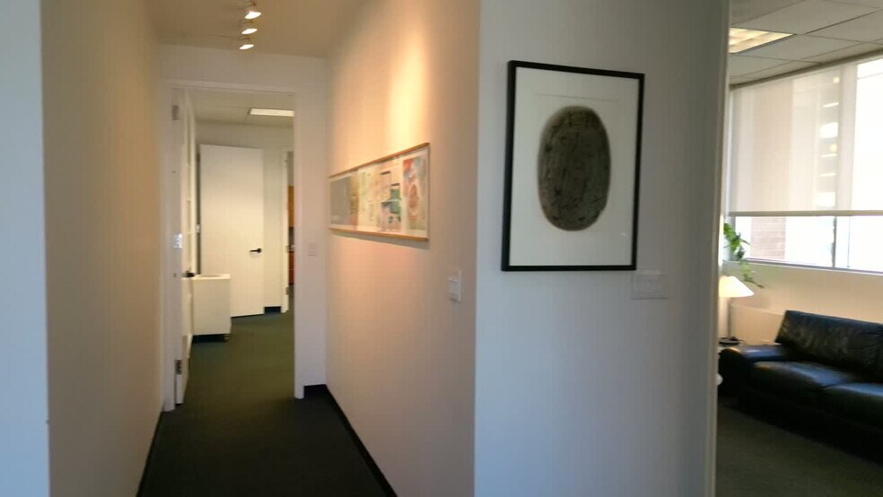 Primary Photo Of 409-411 Manville Rd, Pleasantville Medical For Lease