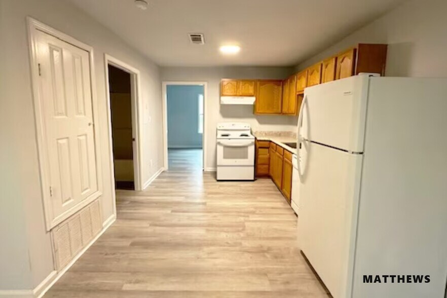 More Photos Of 801 Main St, Ellisville Apartments For Sale