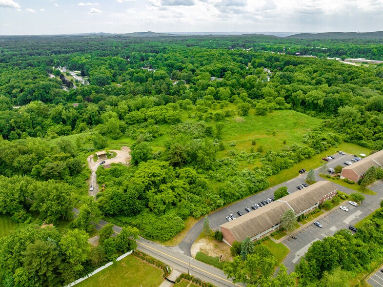 More Photos Of 89 Whitney Ave, West Springfield Land For Sale