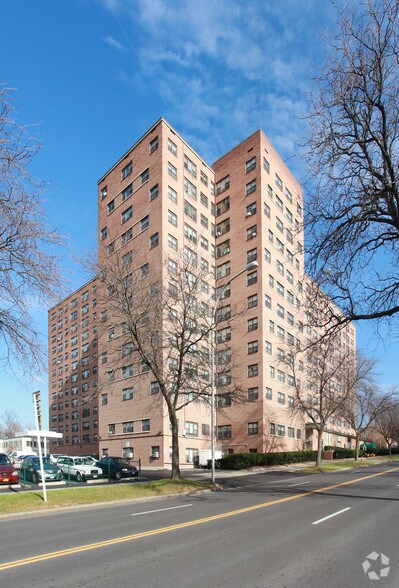 More Photos Of 753 James St, Syracuse Apartments For Sale