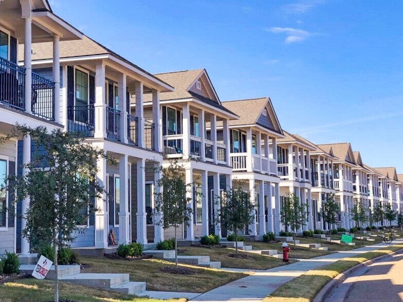 More Photos Of 304 Redmond Dr, College Station Multifamily For Sale