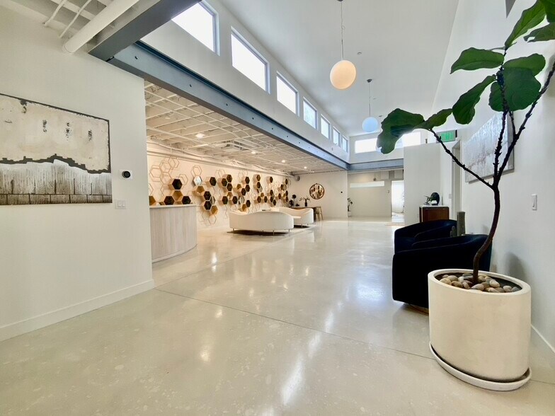 More Photos Of 1538 20th St, Santa Monica Loft Creative Space For Lease