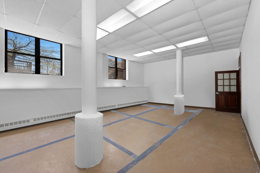 More Photos Of , Staten Island Unknown For Sale