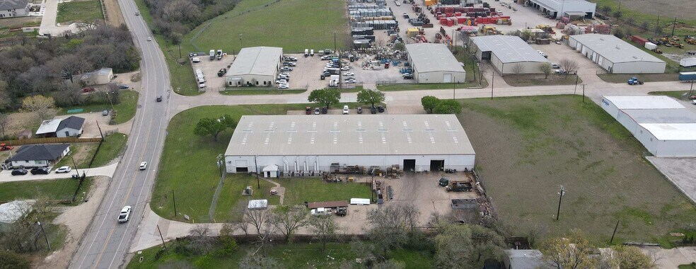 More Photos Of 300 Industrial Blvd, Mansfield Distribution For Sale