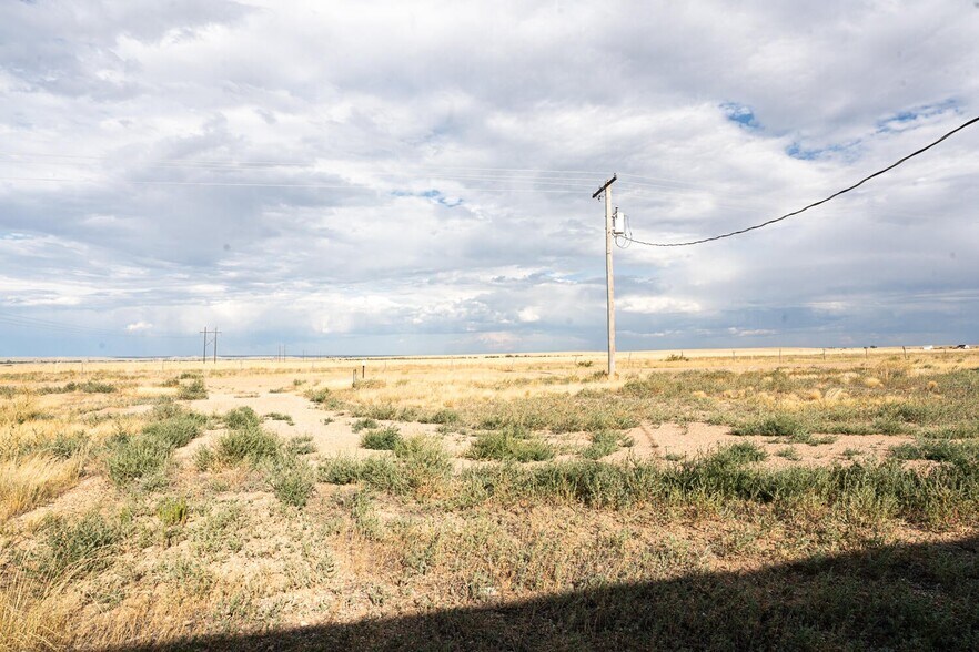 More Photos Of 2831 59th Ln, Boone Specialty For Sale