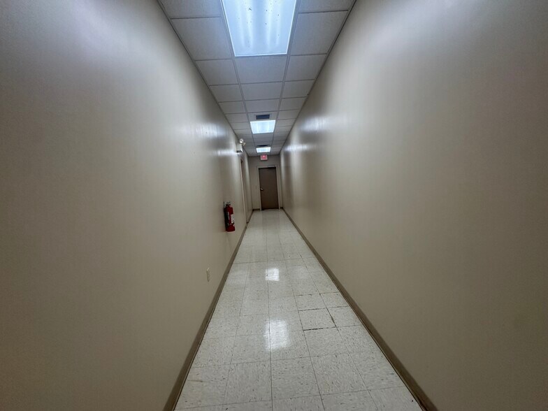 More Photos Of 645 Lucy Black Rd, Bolivar Office Residential For Sale