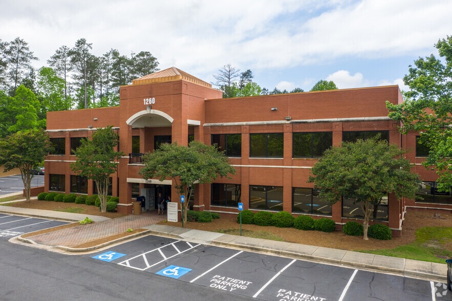 More Photos Of 1260 Highway 54 W, Fayetteville Medical For Lease