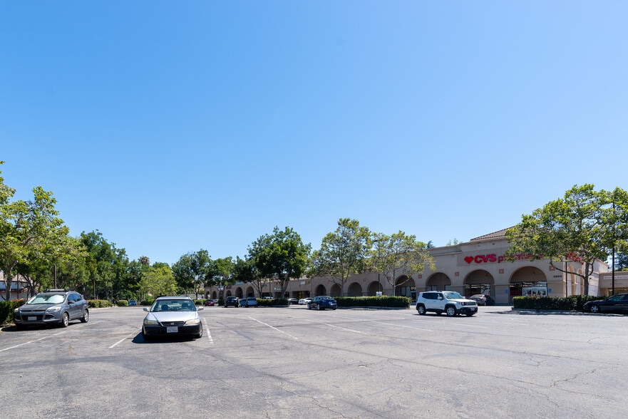 More Photos Of 1916-2000 Driscoll Rd, Fremont Storefront For Sale