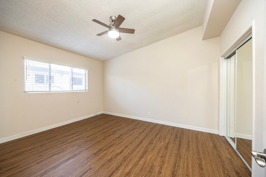 More Photos Of 3722 Mentone Ave, Los Angeles Apartments For Sale