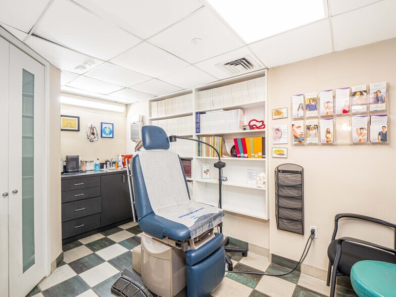 More Photos Of 161 Madison Ave, New York Medical For Lease
