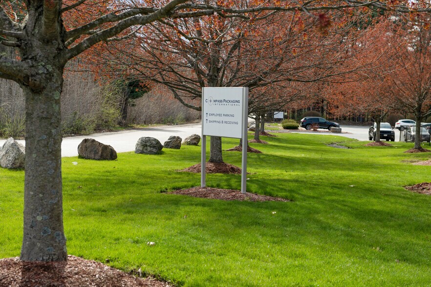 More Photos Of 890 East St, Tewksbury Light Manufacturing For Lease