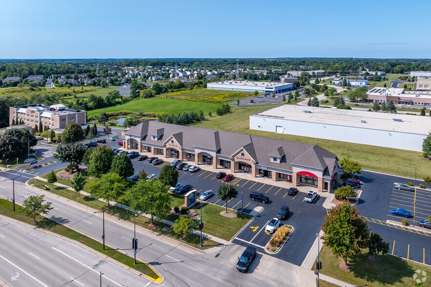 More Photos Of 1223-1359 N Port Washington Rd, Grafton General Retail For Lease