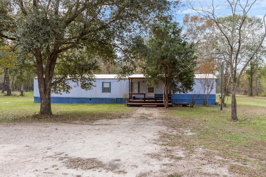 More Photos Of 11454 Bonney, Conroe Multifamily For Sale
