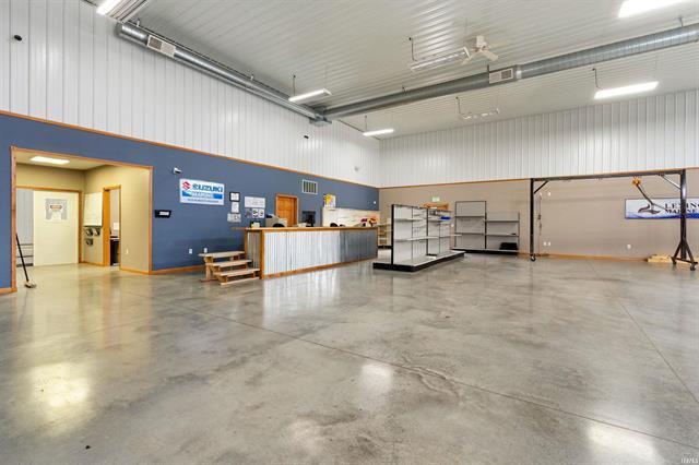 More Photos Of 250 S West St, Russiaville Flex For Sale