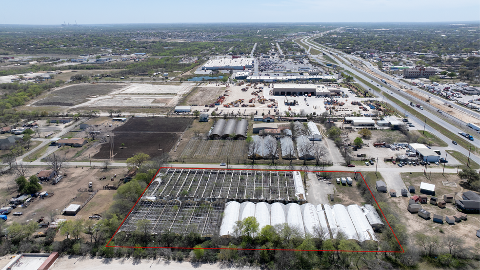 More Photos Of 5277 Uecker Rd rd, San Antonio Warehouse For Sale