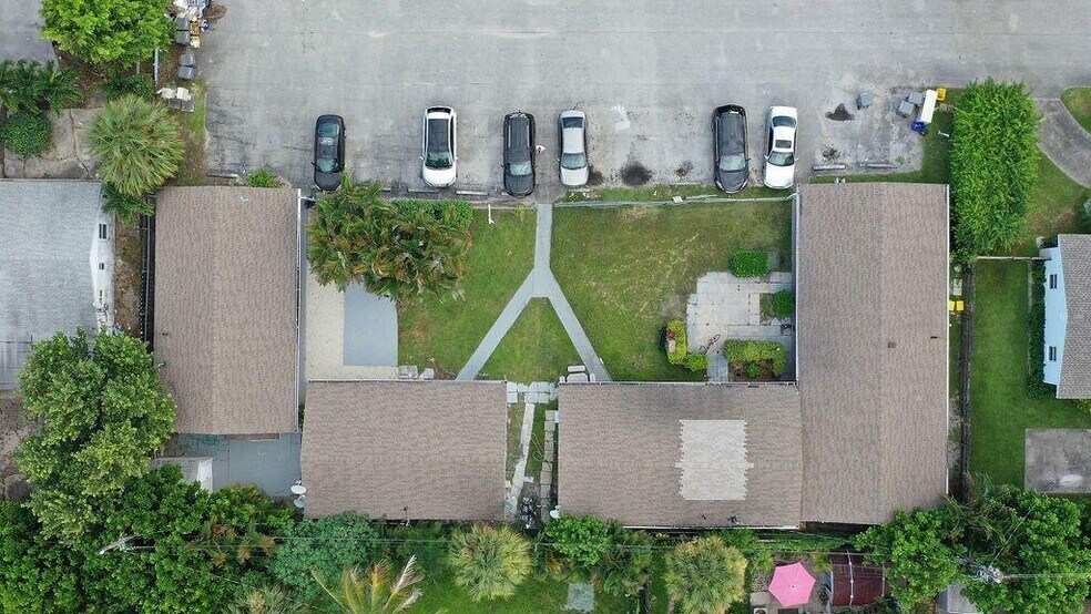 More Photos Of 1883 Smith Dr, North Palm Beach Multifamily For Sale