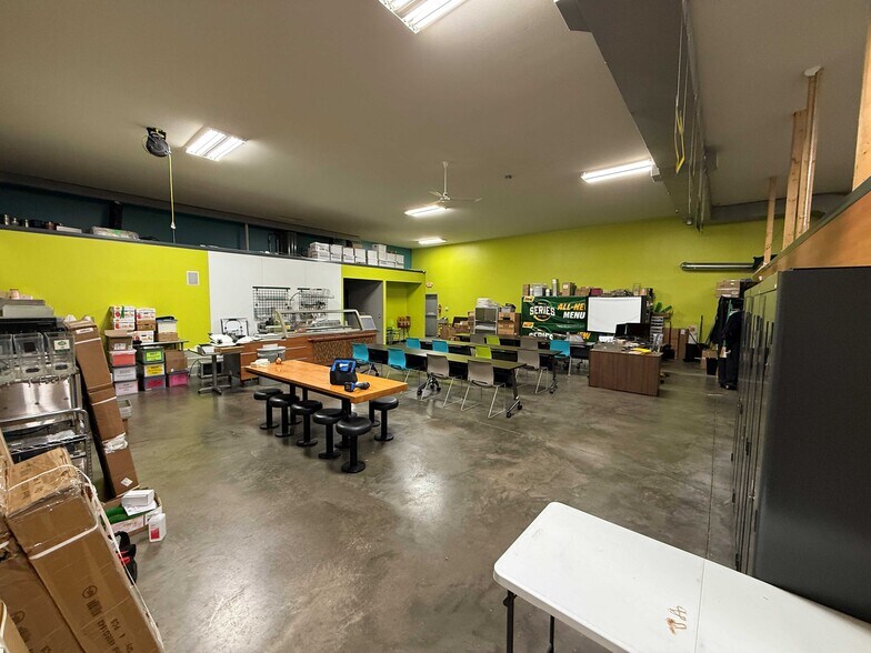 More Photos Of 935 Boyson Ct NE, Hiawatha Office For Lease