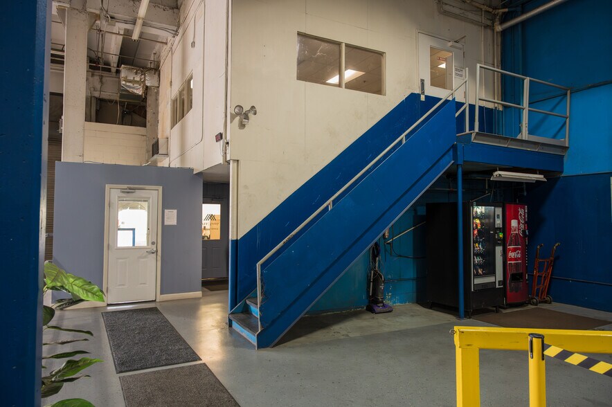 More Photos Of 101 Groce Rd, Lyman Industrial For Sale