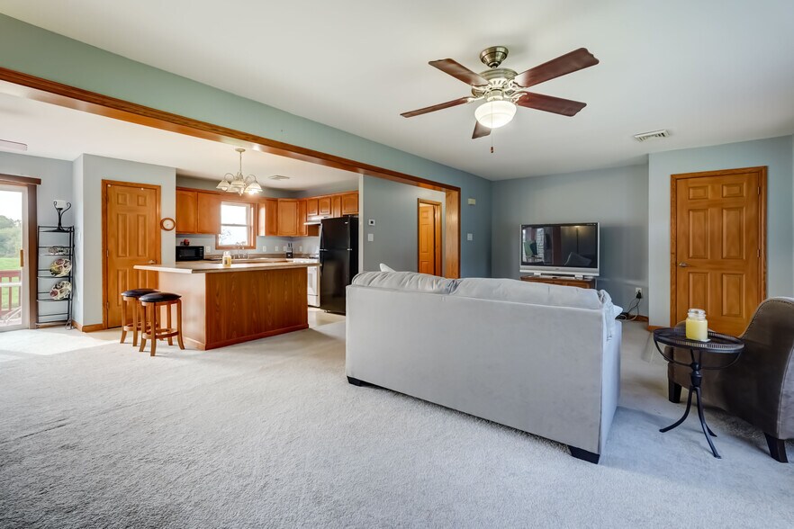 More Photos Of 1262 Fitzpatrick Rd, Auburn Specialty For Sale