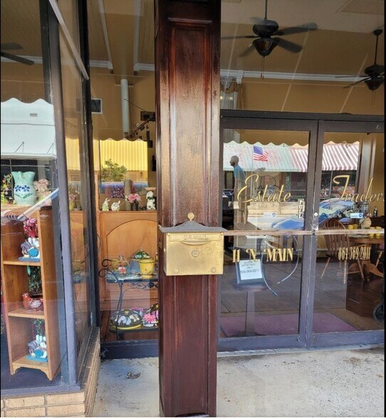 More Photos Of 11-19 N Main St, Honea Path Storefront Retail Office For Sale