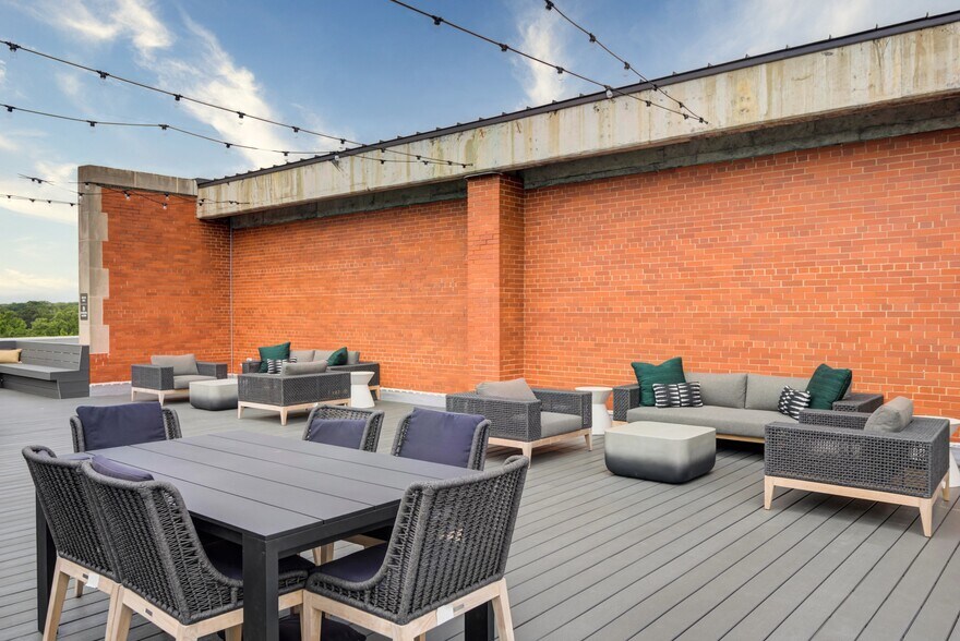 More Photos Of 1100 Richmond Hwy, Richmond Apartments For Sale