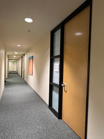 More Photos Of 785 Orchard Dr, Folsom Office For Lease