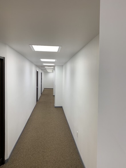 More Photos Of 710 Fifth Ave, Pittsburgh Office Residential For Sale