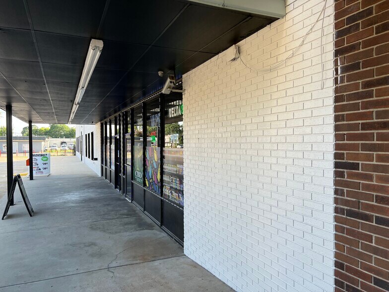 More Photos Of 7316 1st Ave N, Birmingham Unknown For Lease