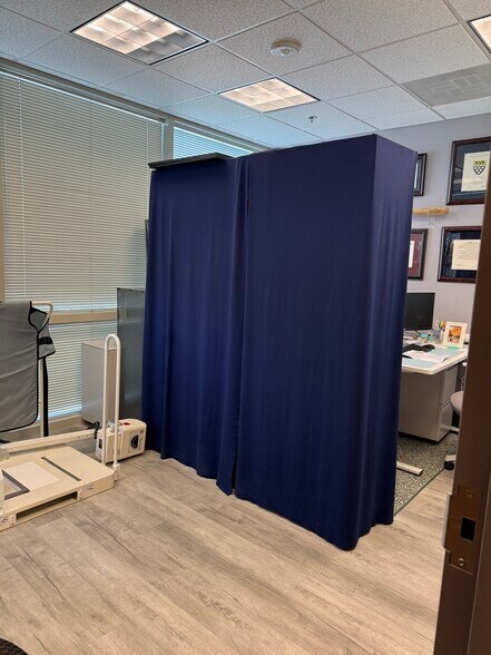 More Photos Of 8860 Columbia 100 Pkwy, Columbia Medical For Sale