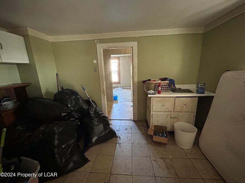 More Photos Of 437-443 Centre Street St, Freeland Storefront Retail Residential For Sale