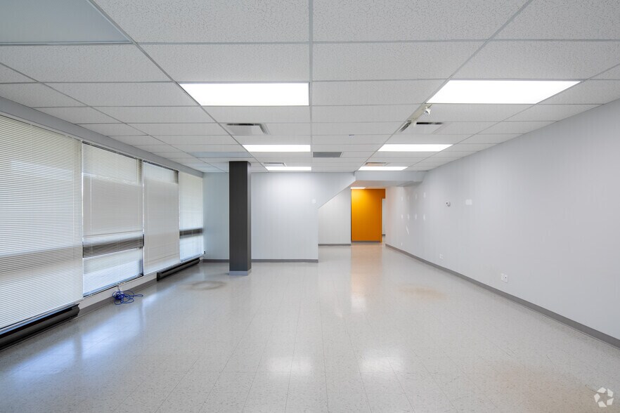 More Photos Of 87 Skyway Ave, Toronto Unknown For Lease