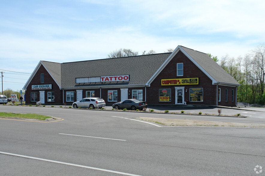 Primary Photo Of 240-246 S Lowry St, Smyrna Storefront Retail Office For Lease