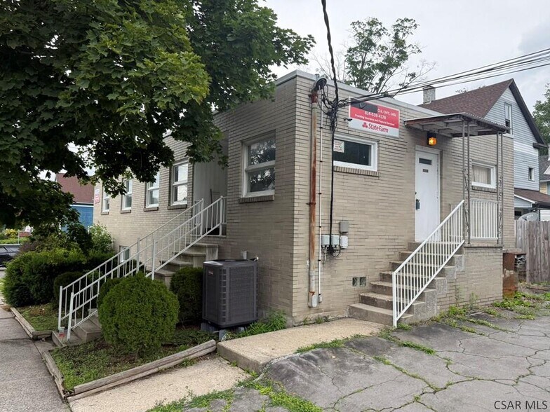 More Photos Of 226 Ohio St, Johnstown Office For Sale