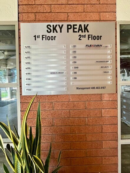 More Photos Of 7320 E Butherus Dr, Scottsdale Office For Lease