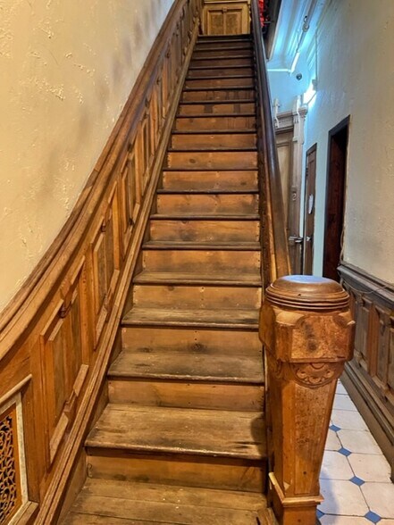 More Photos Of 7 W 126th St, New York Apartments For Sale