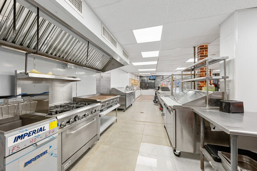 More Photos Of 2815 Montauk Hwy, Brookhaven General Retail For Sale