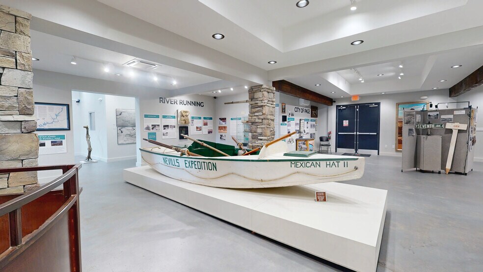 More Photos Of 6 N Lake Powell Blvd, Page Flex For Sale