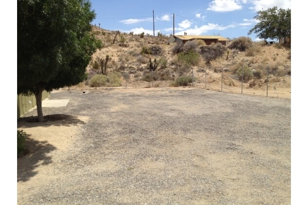 More Photos Of 4413 Old Woman Springs Rd, Yucca Valley Service For Lease