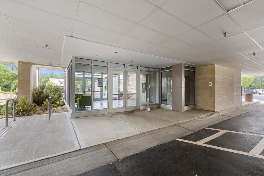 More Photos Of 7806 NC Highway 751, Durham Office For Lease