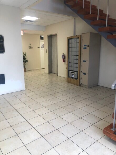 More Photos Of 8000 S Orange Ave, Orlando Office For Lease