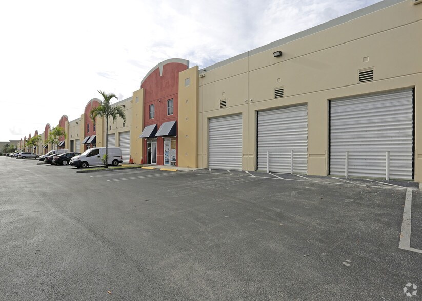 More Photos Of 6010 NW 99th Ave, Doral Warehouse For Sale