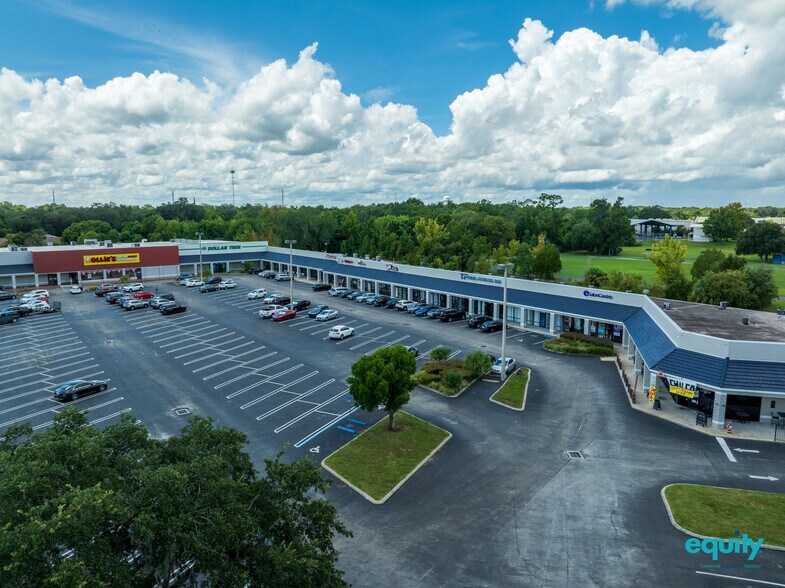 More Photos Of 1101 W North Blvd, Leesburg Unknown For Lease